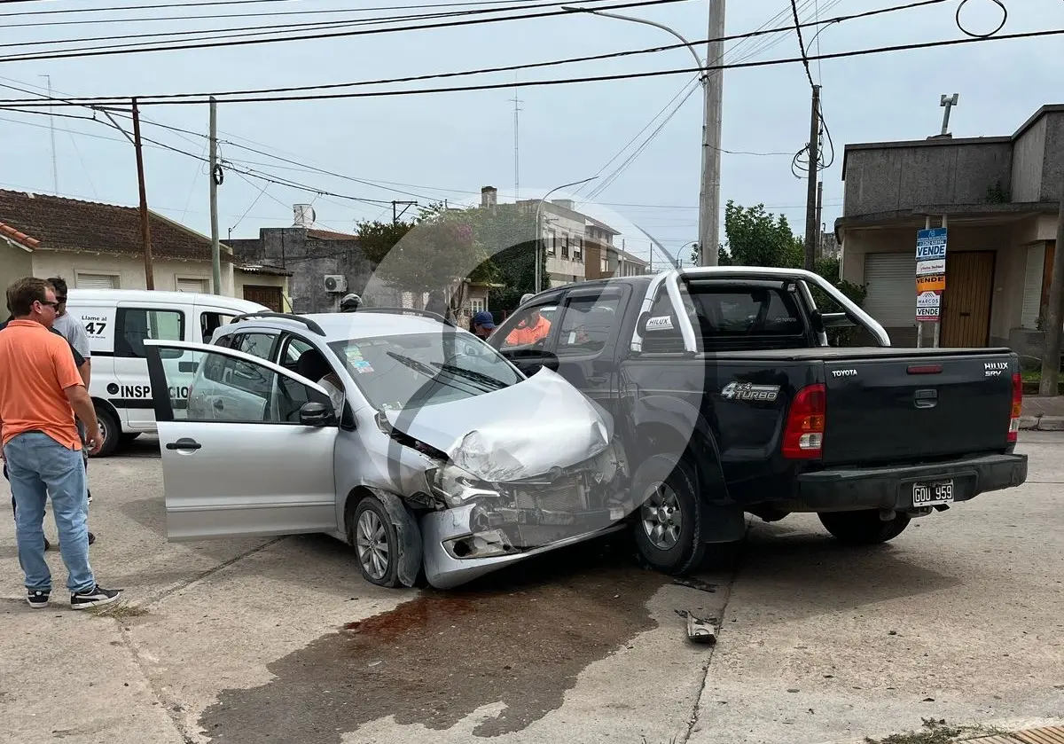 Choque en 51 y 70