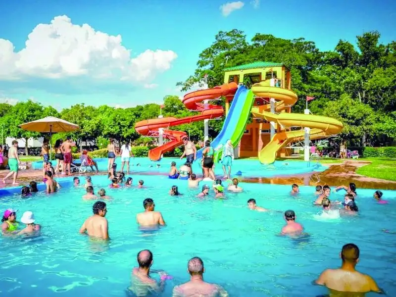 El Colorado se consolida como el epicentro del turismo estival en la región
