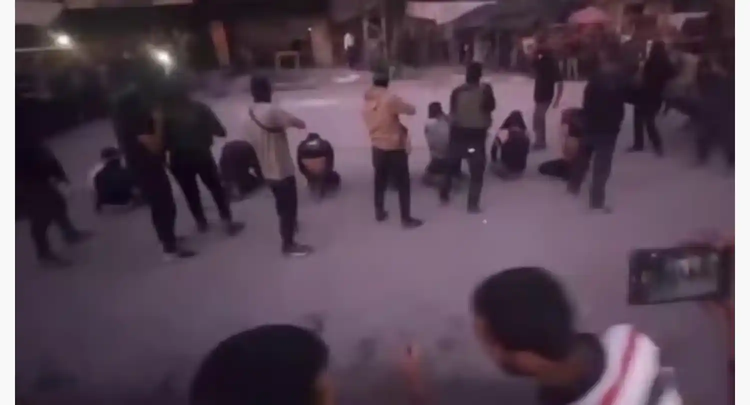 Milicianos de Hamas ejecutan a miembros de clanes rivales (Foto: Cortesía/Ynet)