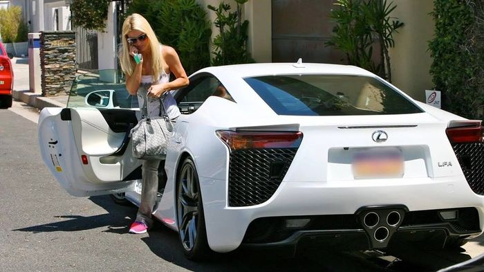 Coches Paris Hilton - Interna 4