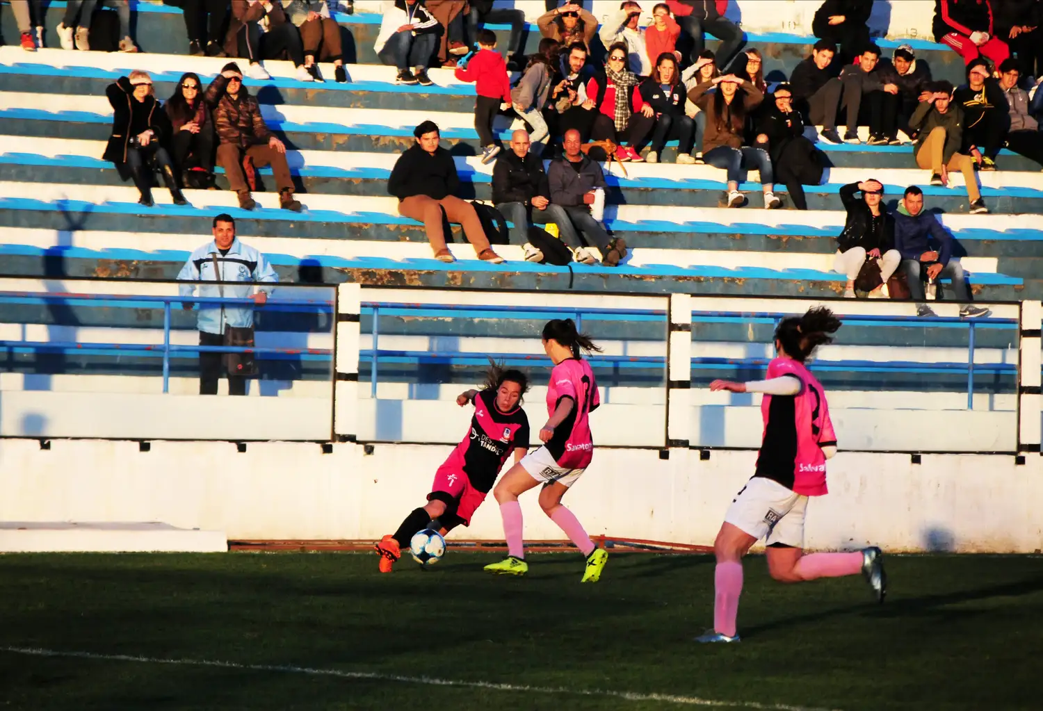 La selección femenina no pudo con La Plata