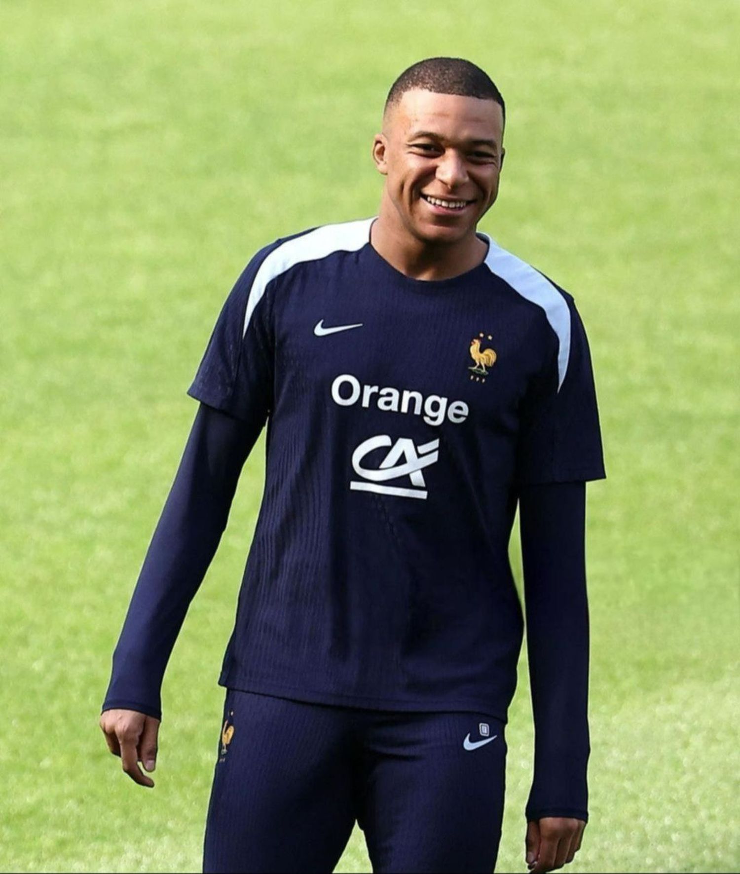 Kylian Mbappé insta a votar contra el extremismo político antes de la Eurocopa