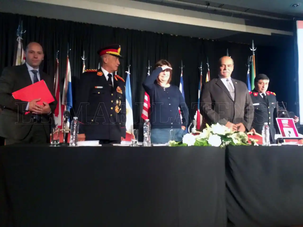Bullrich inauguró el Congreso Internacional de bomberos