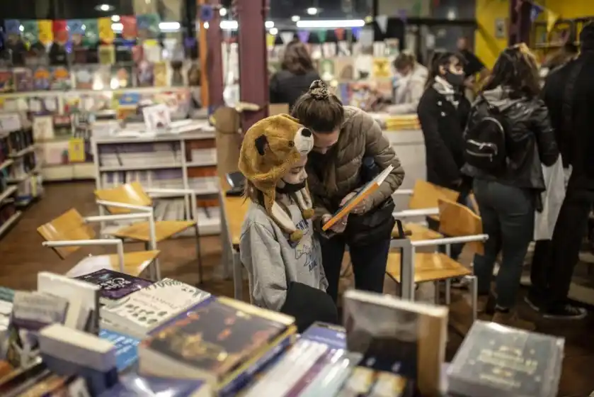 Se viene «Noche de las Librerías», para celebrar la democracia y la literatura