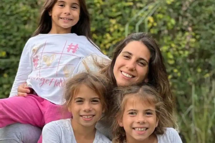 “Hay que rezar”: Cinthia Fernández contó cómo sigue la salud de su hija