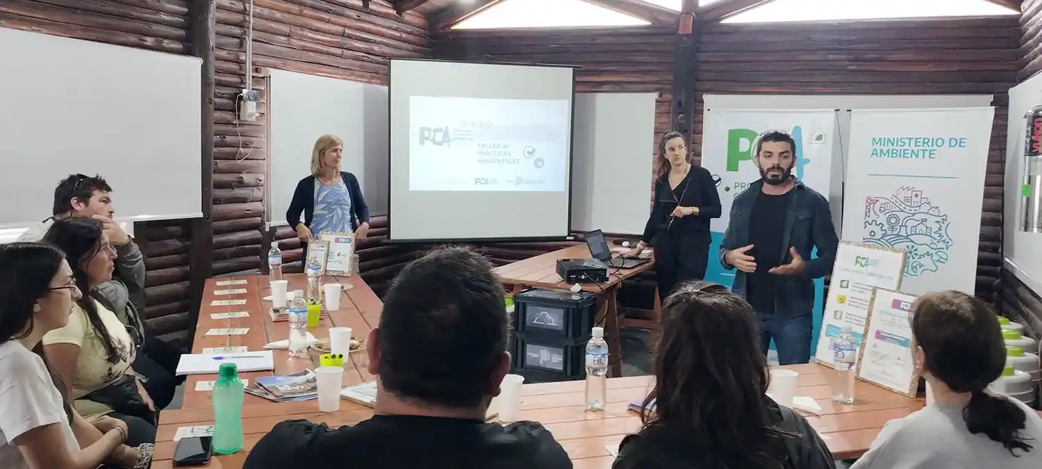 En Arenas Verdes. Se desarrolló la charla sobre prácticas ambientales