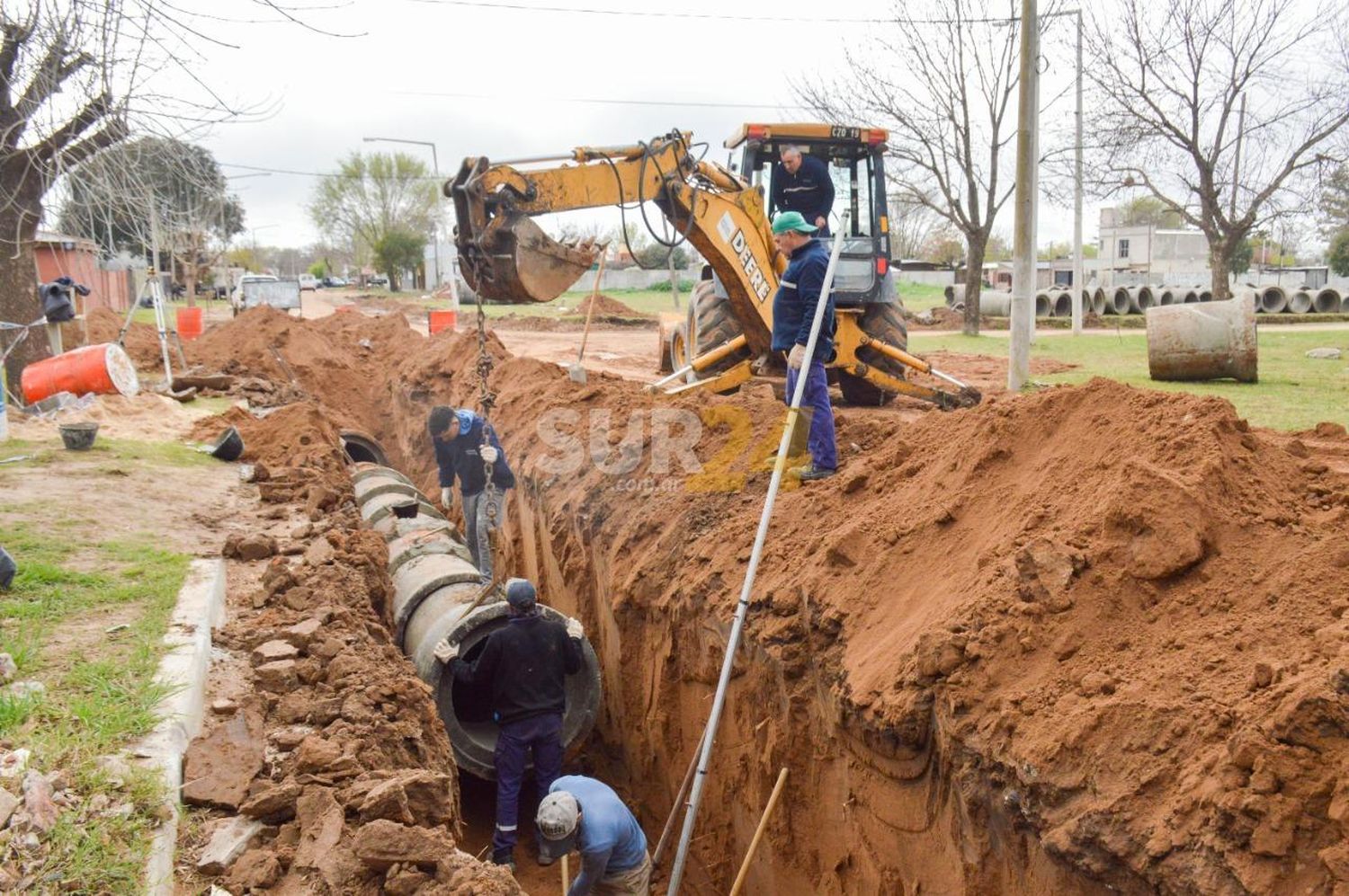 El Municipio ejecuta últimos metros de desagüe en calle Turner