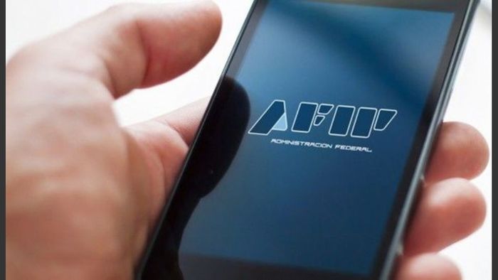 Monotributistas: podrán emitir comprobantes de facturas desde celulares y computadoras