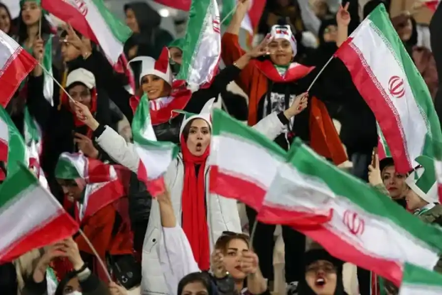La Liga de fútbol de Irán les prohibió el ingreso a los estadios a las mujeres