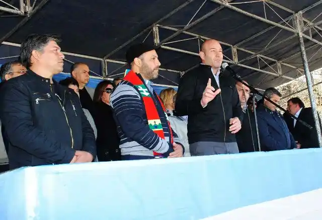 Martiniano Molina celebró el 65º aniversario del barrio La Paz