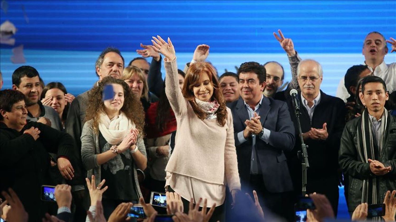 Desde el kirchnerismo denunciaron persecución contra Cristina y salieron en bloque a apoyar a la Vicepresidenta