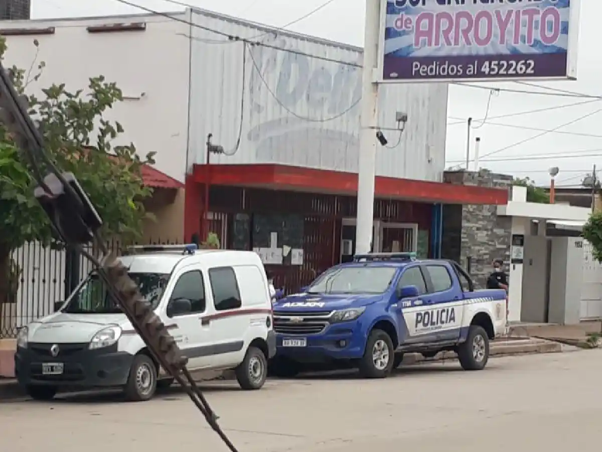 Arroyito: el dueño de un supermercado chino violó la cuarentena y fue denunciado por los vecinos