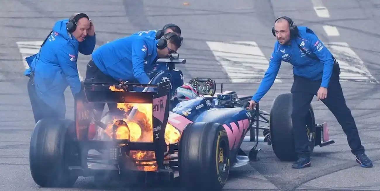 El momento del fuego en la parte trasera sorprendió al público y cerró el espectáculo.