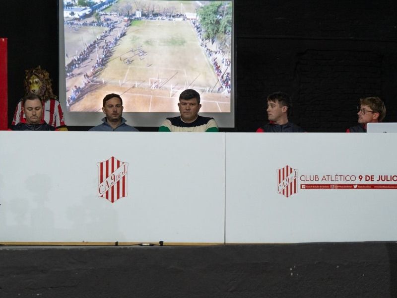 Autoridades presentes en el lanzamiento del "Leoncito 2025".Foto:Prensa 9 de Julio