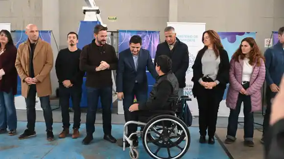 Acceso inclusivo al transporte en Escobar: Mil vecinos recibieron pases multimodales