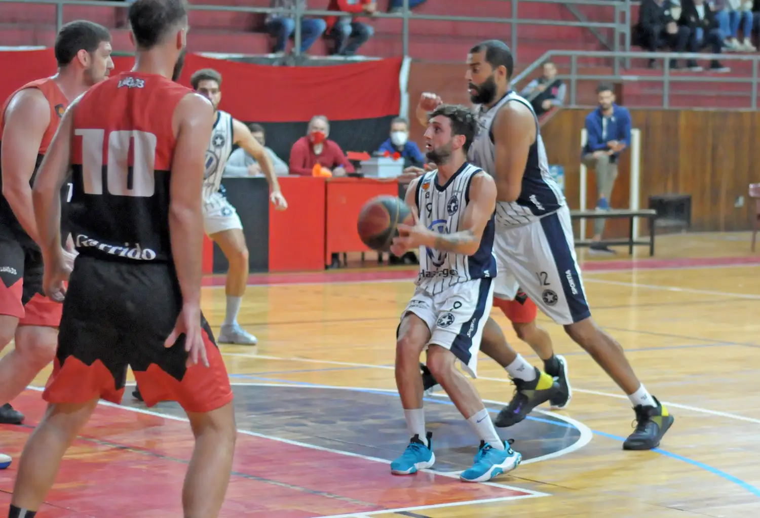 Gianluca Nolasco y Martín Delgado, protagonistas de Racing.