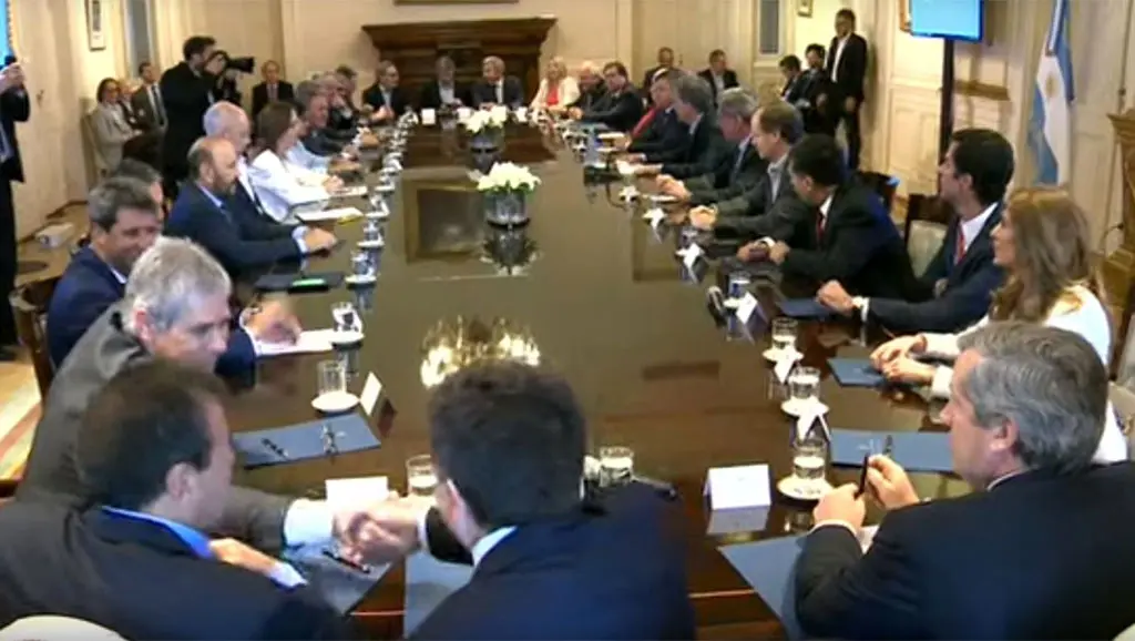 El acuerdo con gobernadores pasó a “cuarto intermedio”