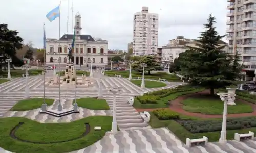 Coronavirus en Azul: Autorizan reuniones sociales al aire libre y la extensión del horario de circulación