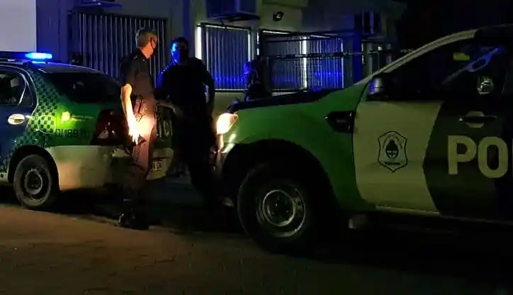 Cuatro fiestas clandestinas desbaratadas durante la madrugada