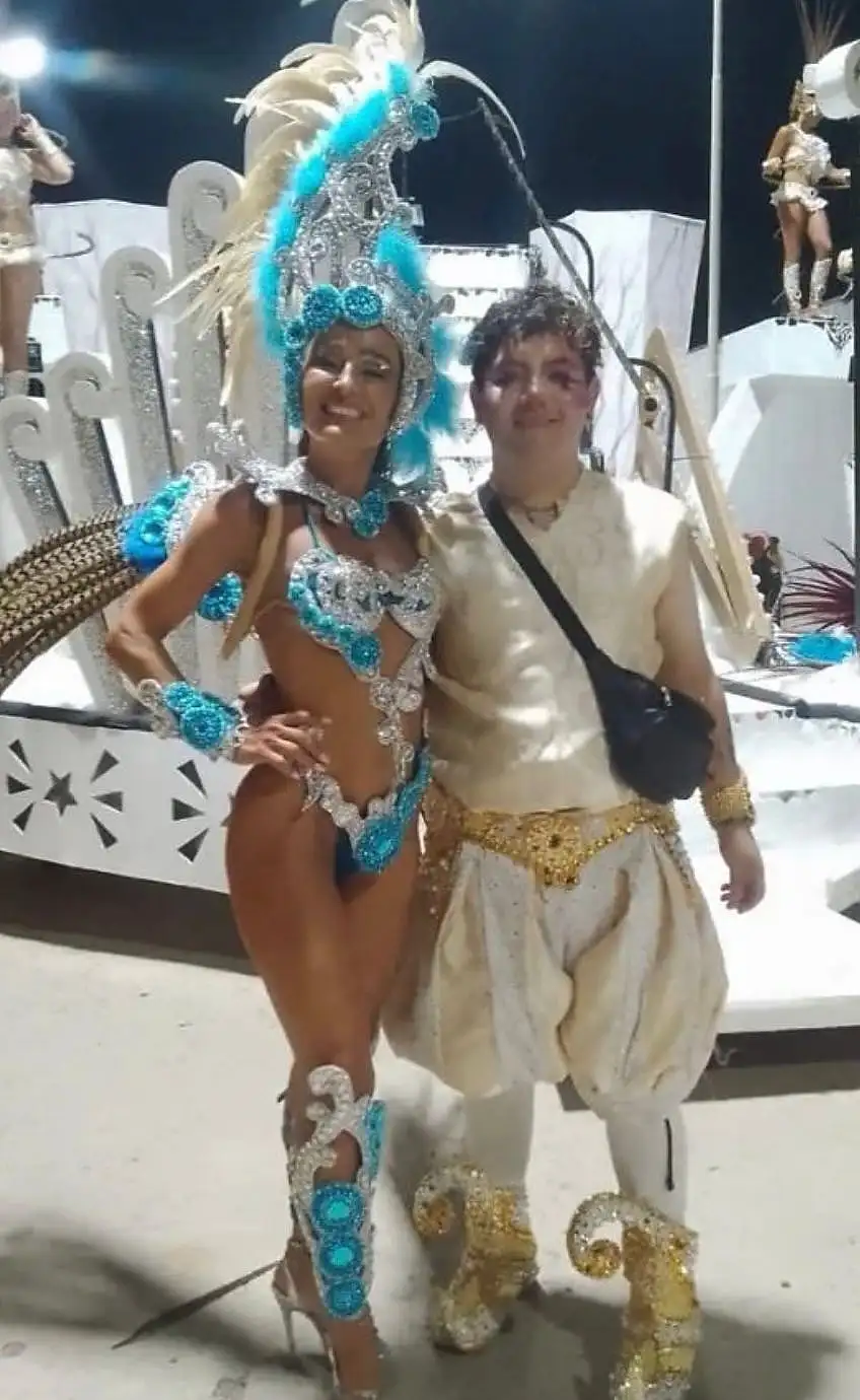 Franco Cano, diseñador de K´rumbay junto a Marcelina Carbone-