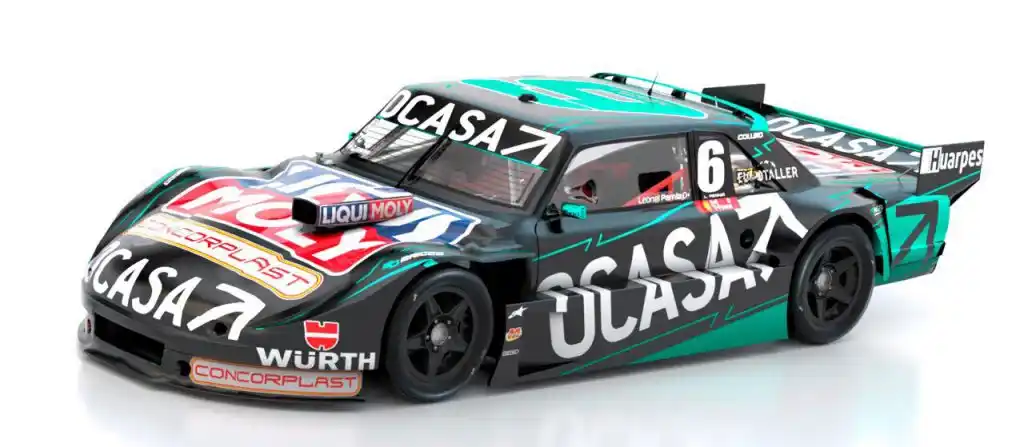 Leonel Pernía también presentó el Torino de TC