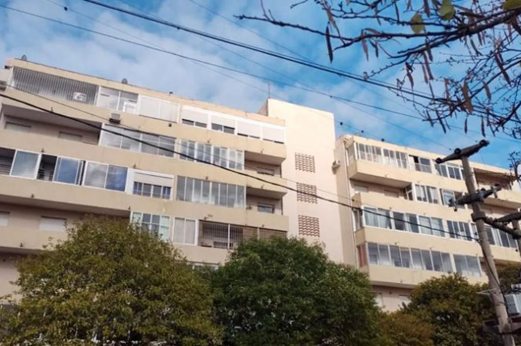 Córdoba: investigan la muerte de una joven de 23 años que cayó de un sexto piso