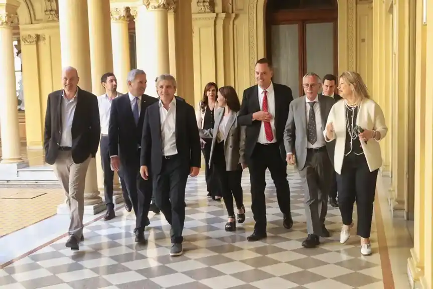 Reunión de Gabinete: Milei volvió a respaldar a Adorni