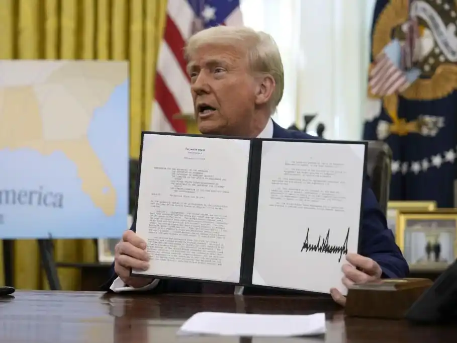 Trump firmó un decreto para bajar hasta un 90% el precio de los medicamentos