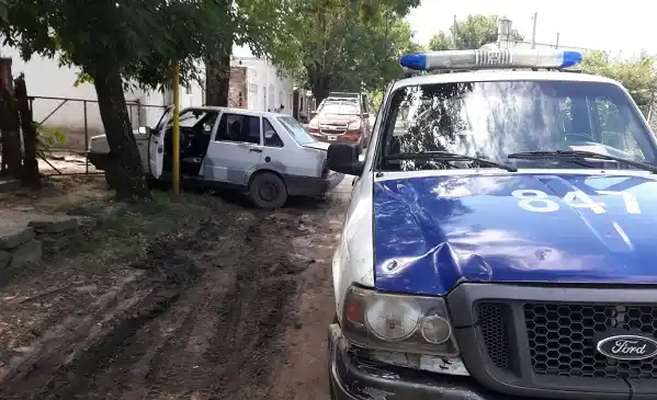 Evadieron un control, los persiguieron y los detuvieron