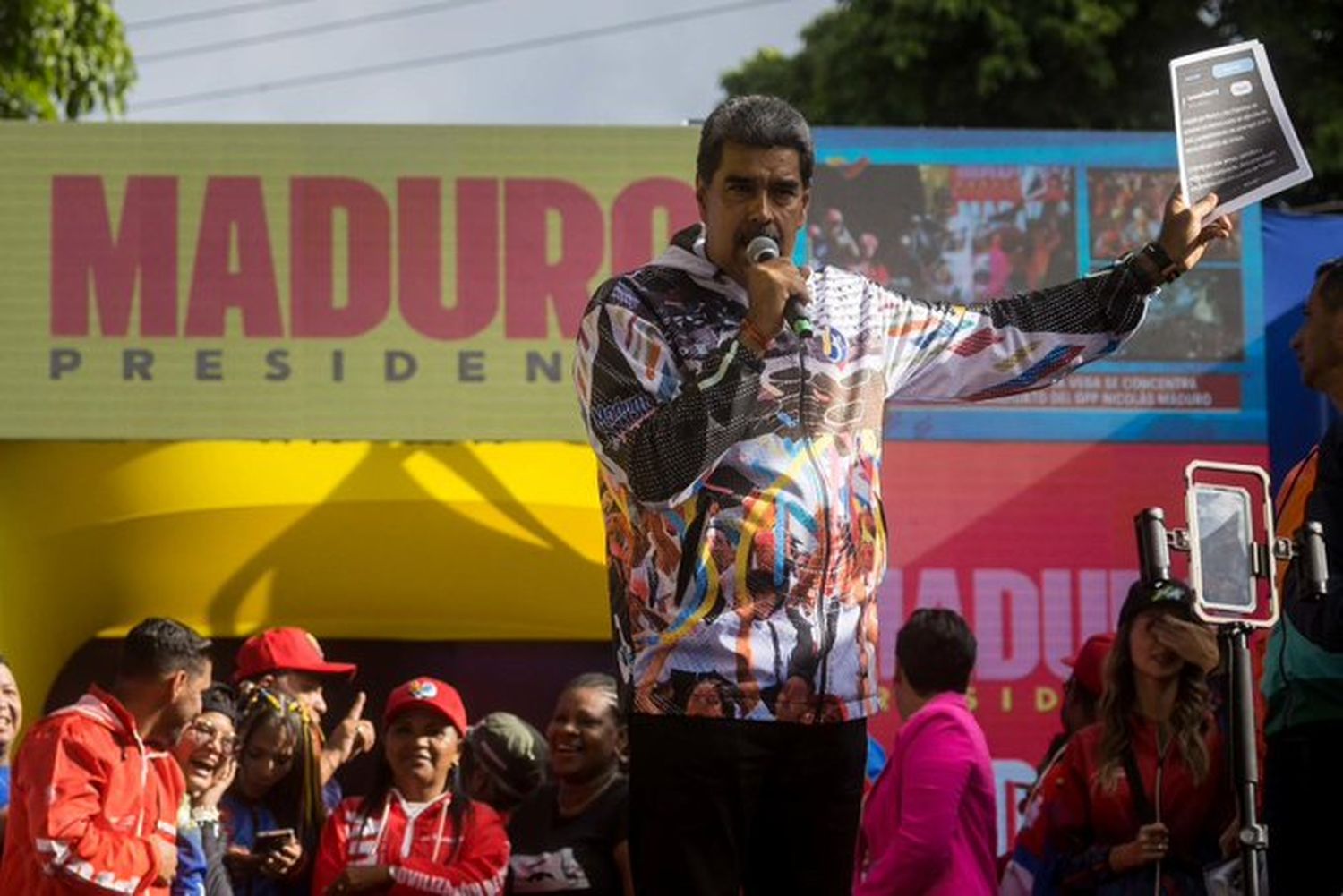 IDEADATOS:  Maduro lidera intención de voto con 55,9% mientras la oposición se mantiene estancada (+Encuesta)
