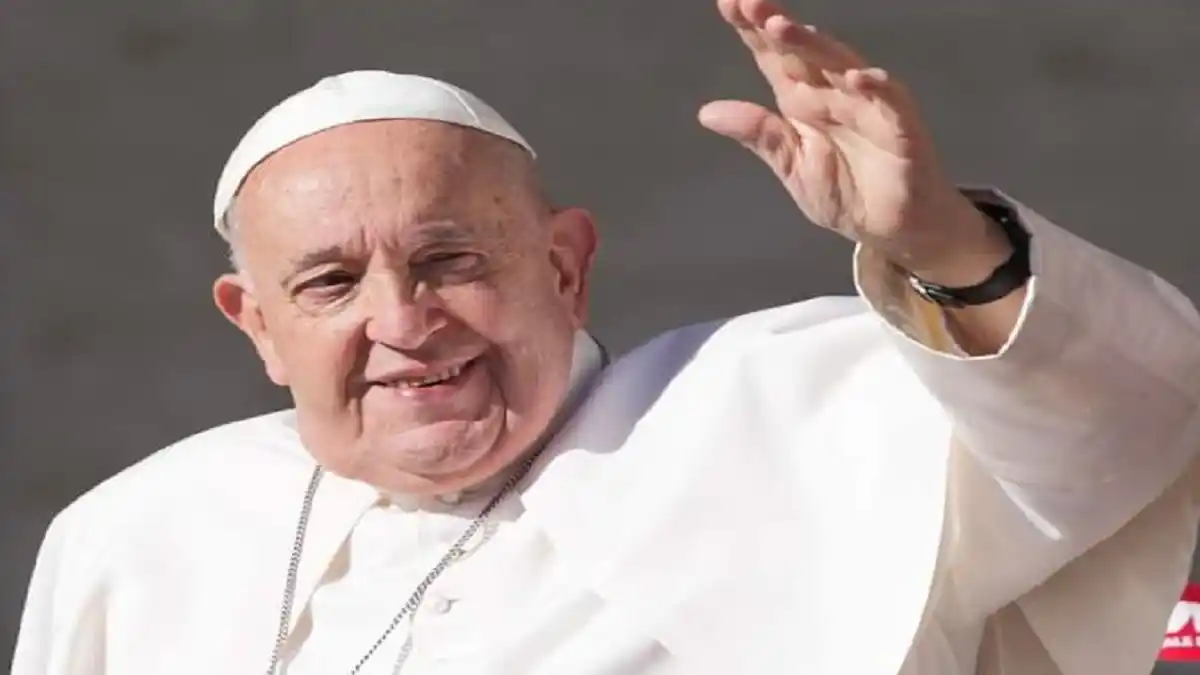 Aunque pasó la noche tranquilo: salud del papa FRANCISCO enciende las alarmas entre los católicos del mundo