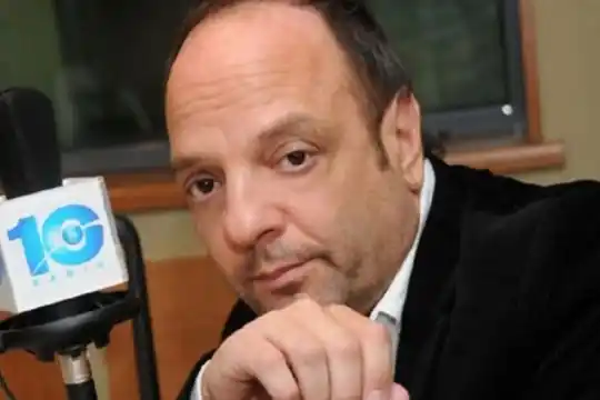 Etchecopar tildó de «asquerosas» a cajeras de peajes