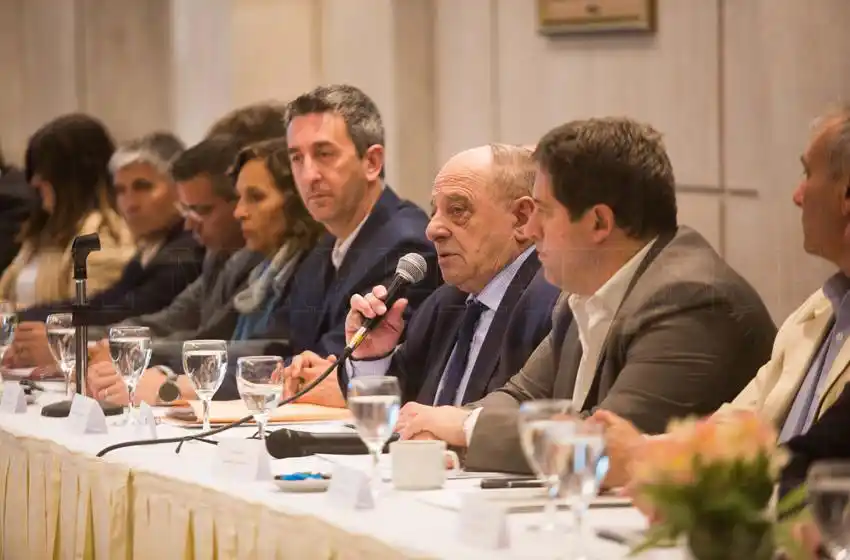 Arroyo: "La orientación del Presupuesto es social y humana"