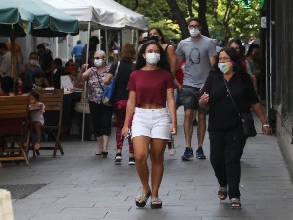 Reportaron 26 muertos y 1.440 nuevos contagios de covid