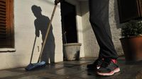 Nuevos haberes para personal doméstico: cuánto cobran en mayo y abril tras el aumento
