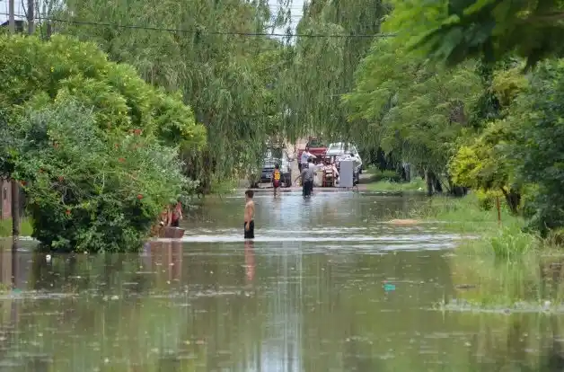La provincia recibirá un kit de Nación para emergencias y evacuación