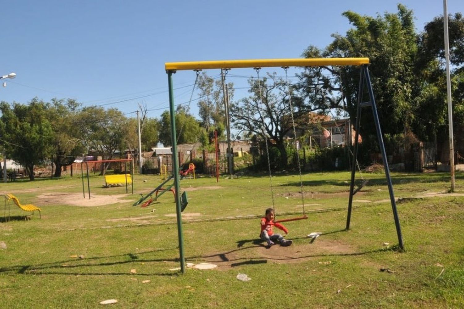 Vendían droga en las inmediaciones de dos instituciones educativas: terminaron en prisión