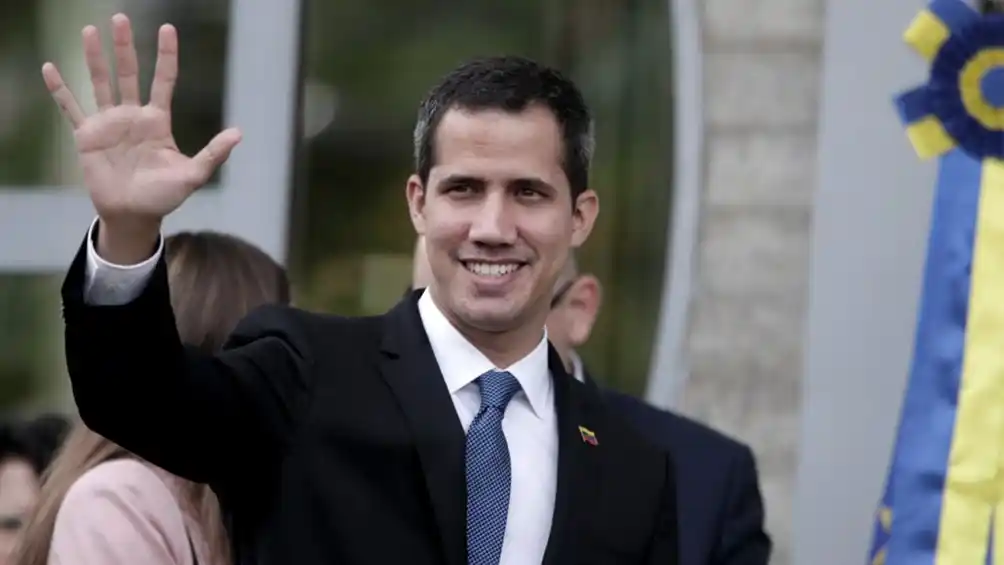 El nuevo gobierno griego reconoce a Guaidó como presidente interino