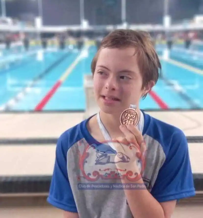 Natación: gran actuación de Santiago Achucarro en el Open Fadesir