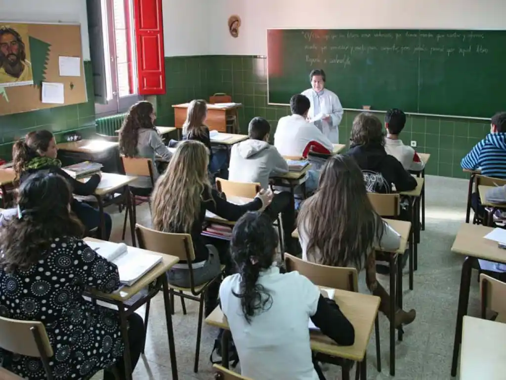 Las escuelas en crisis: “Necesitamos dar un giro de 180 grados dentro de las aulas”