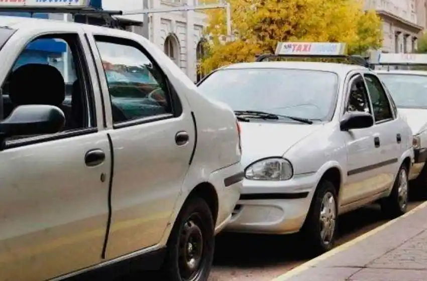Aprueban una suba del 20% en la tarifa de los taxis del partido bonaerense de Bahía Blanca