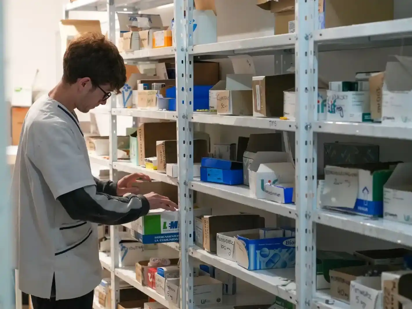 El sistema simplifica los trámites para los usuarios y aporta información para facilitar la continuidad de los tratamientos, optimizar la planificación y el abastecimiento de medicamentos.