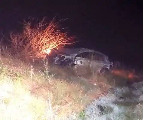 Despistó en Ruta Nº20, chocó contra unos espinillos y terminó con heridas leves