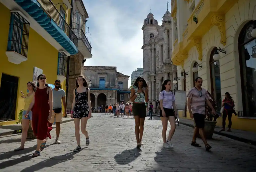 EE.UU. endureció las sanciones a Cuba y prohibió los cruceros