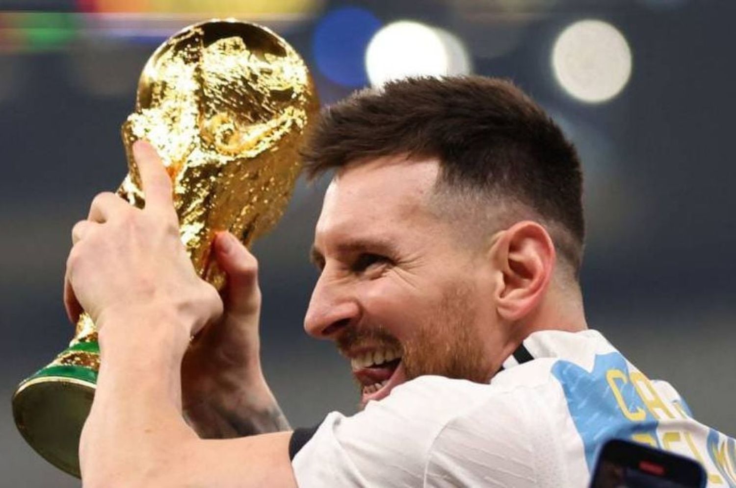 Con la Copa del Mundo: Messi rompió el récord de likes en Instagram