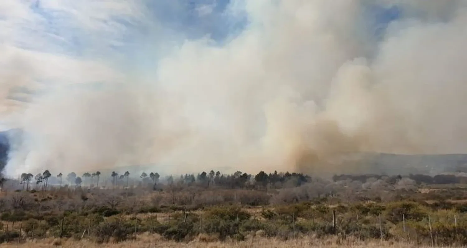 Riesgo de incendios en Córdoba por el fuerte viento y la falta de lluvia 