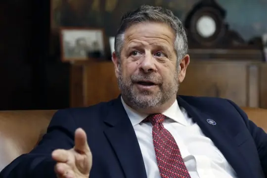 Rubinstein: «El aborto es un tema tabú en el que se barrió debajo de la alfombra»