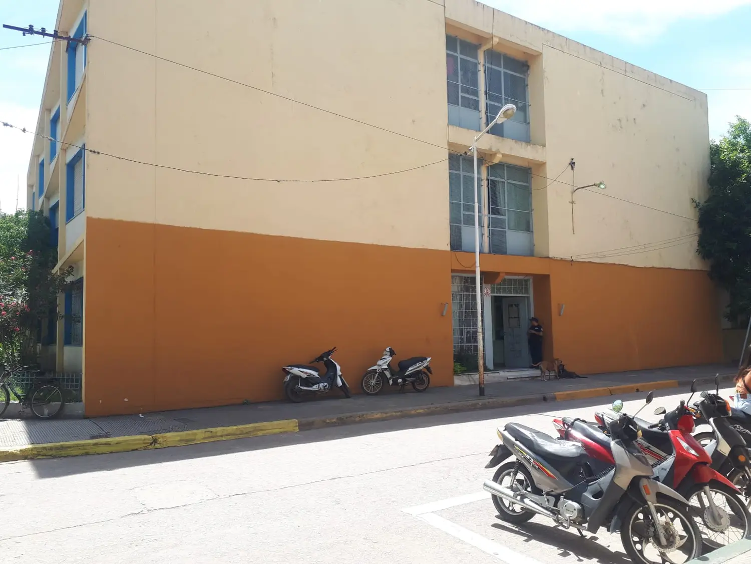 Escuela Socorro: “Poca gente”