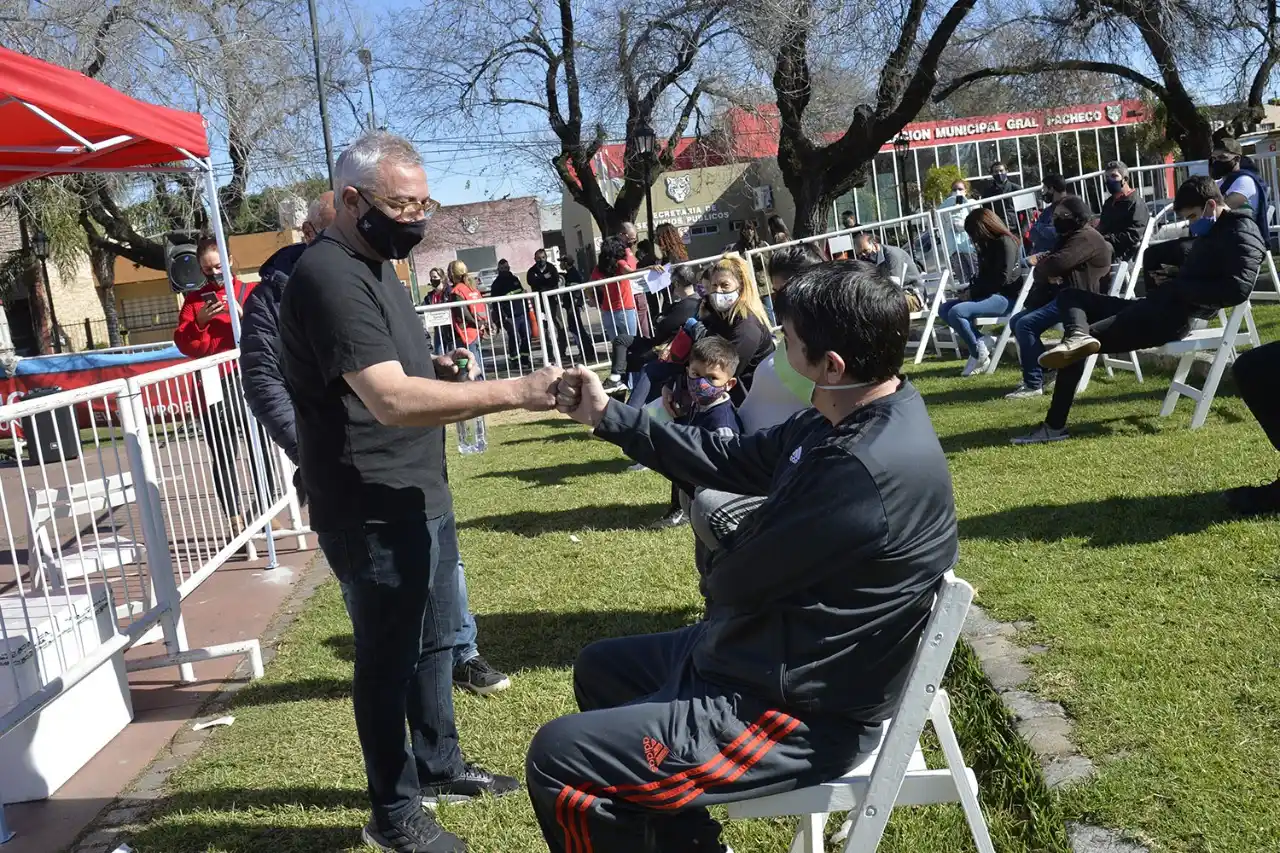 Tigre superó las 14.200 aplicaciones contra el COVID-19 en dos días: "alcanzamos un número sumamente importante", celebró Zamora