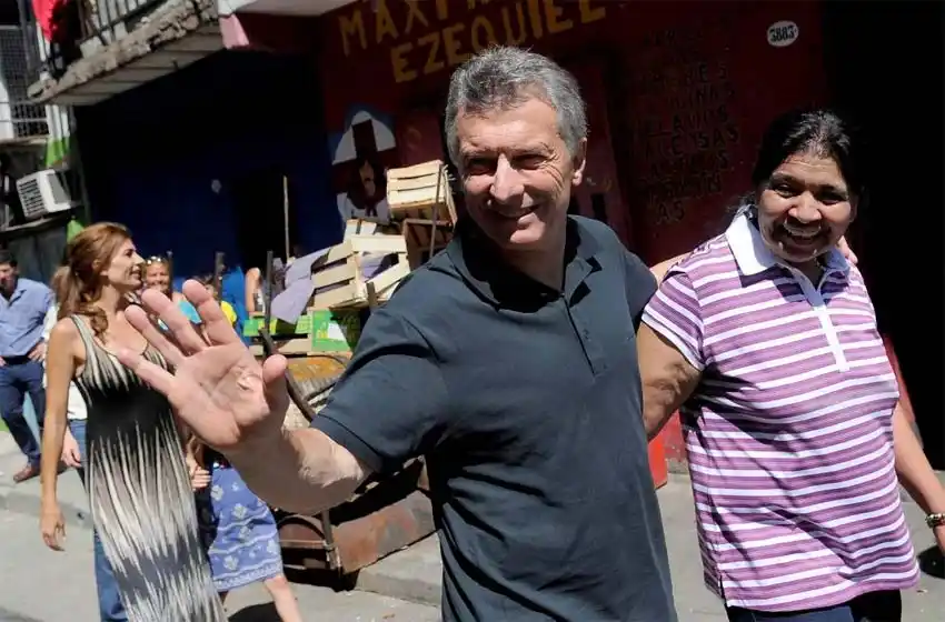 Macri visitó el comedor «Los Piletones» antes de Navidad